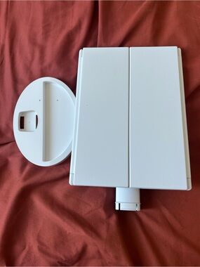 Outdoor Panel Antenna - White Wireless Coverage Booster